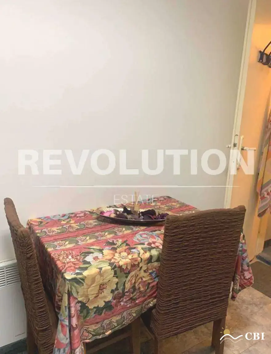 Apartment, 2-room, 60 m², in Varna. Photo 2 of 6. Varna, Black Sea, Bulgaria. Cheap Beach Holiday.