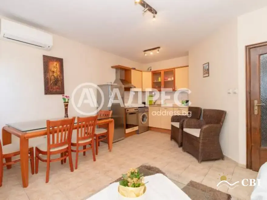 Apartment, 3-room, 75 m², in Varna. Photo 2 of 13. Varna, Black Sea, Bulgaria. Cheap Beach Holiday.