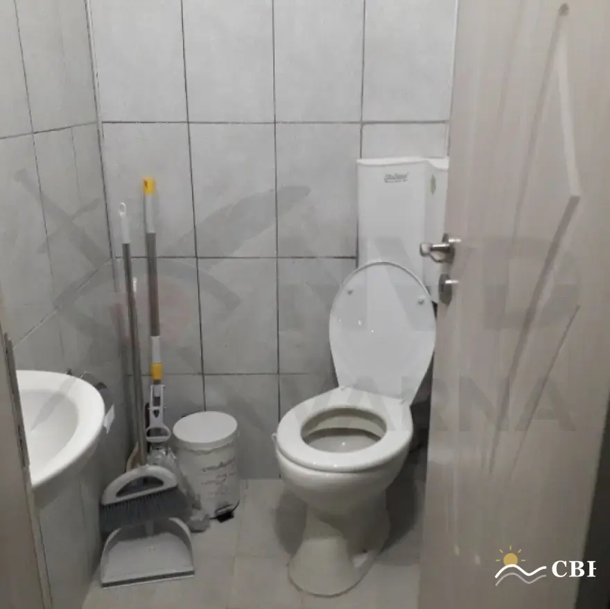 House, 1-room, 120 m², in Izgrev. Photo 8 of 8. Izgrev, Black Sea, Bulgaria. Cheap Beach Holiday.