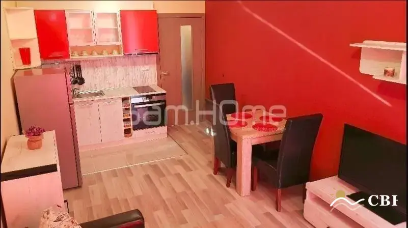Apartment, 1-room, 60 m², in Varna. Photo 3 of 11. Varna, Black Sea, Bulgaria. Cheap Beach Holiday.