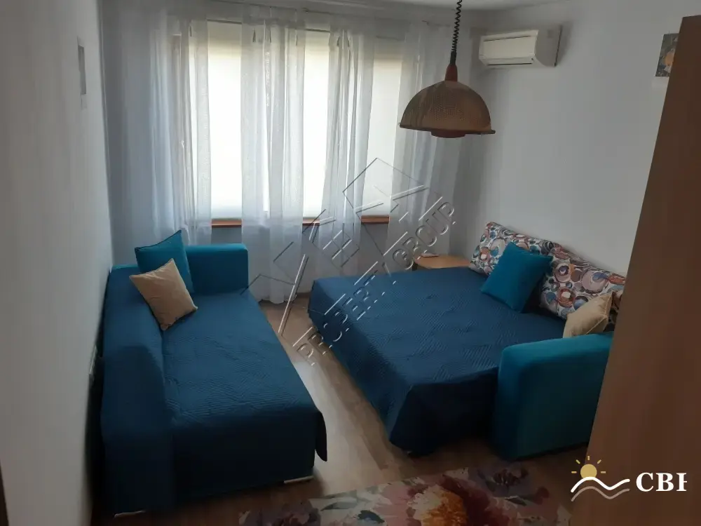 Apartment, 2-room, 60 m², in Burgas. Photo 2 of 11. Burgas, Black Sea, Bulgaria. Cheap Beach Holiday.