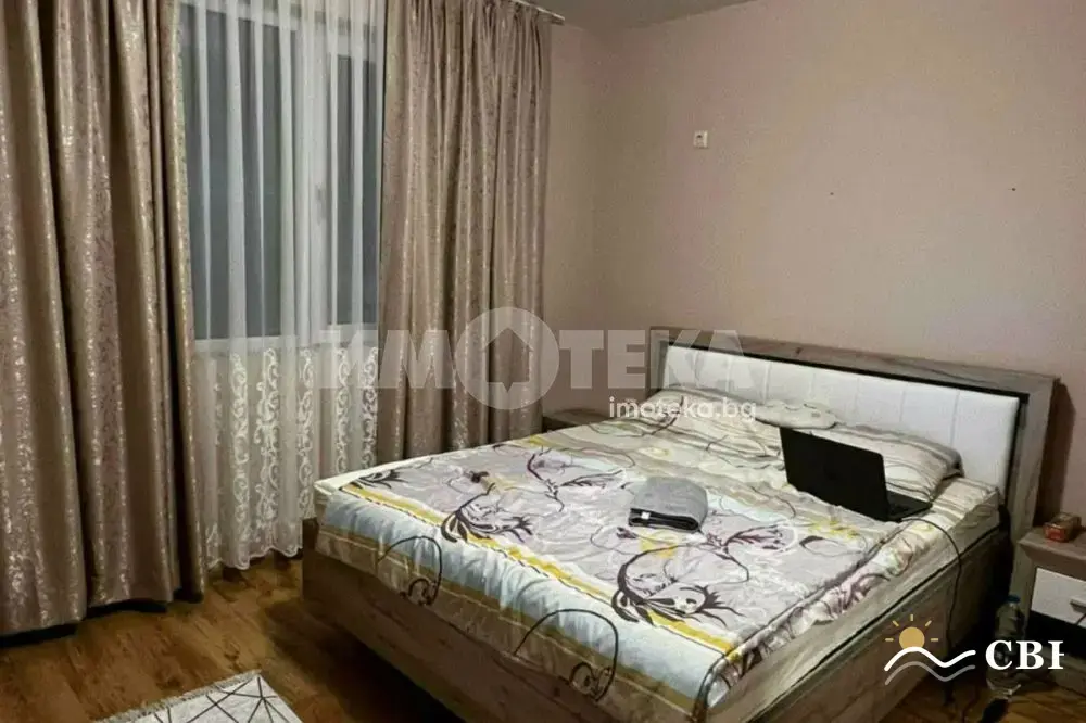 Apartment, 2-room, 70 m², in Sarafovo. Photo 1 of 4. Sarafovo, Black Sea, Bulgaria. Cheap Beach Holiday.