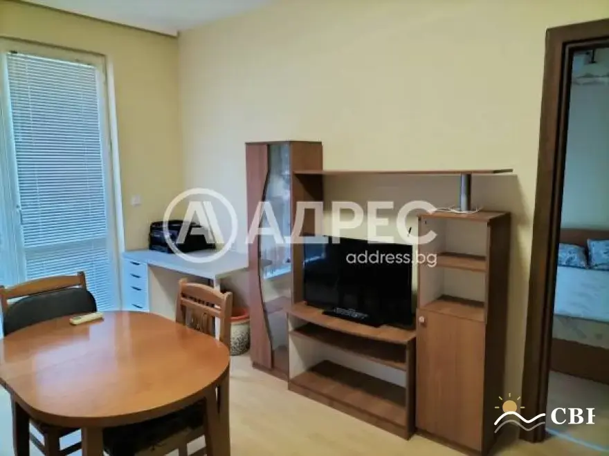 Apartment, 2-room, 58 m², in Burgas. Photo 2 of 12. Burgas, Black Sea, Bulgaria. Cheap Beach Holiday.