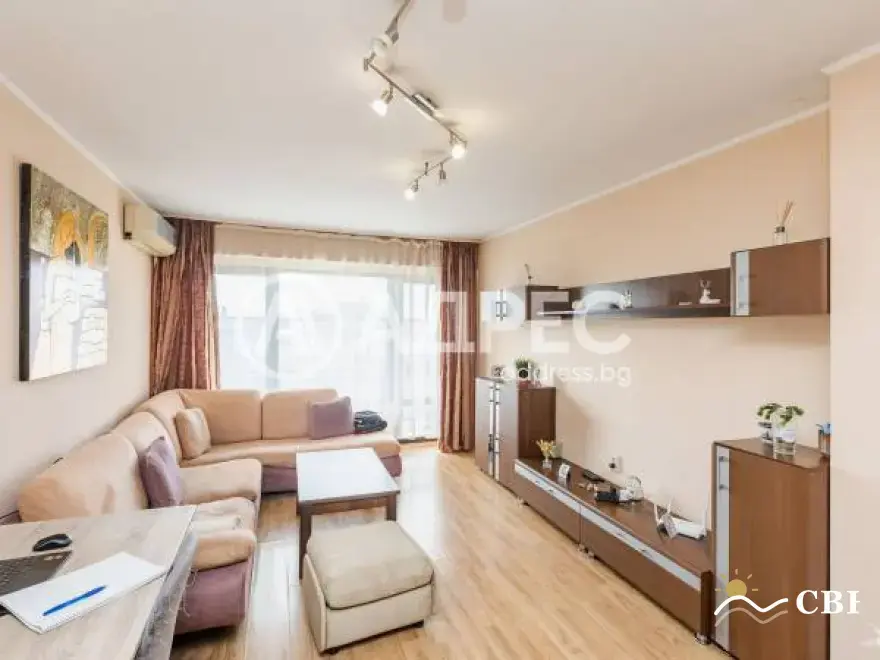 Apartment, 3-room, 70 m², in Varna. Photo 4 of 12. Varna, Black Sea, Bulgaria. Cheap Beach Holiday.