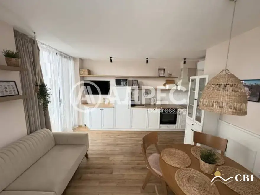 Apartment, 3-room, 85 m², in Varna. Photo 1 of 13. Varna, Black Sea, Bulgaria. Cheap Beach Holiday.