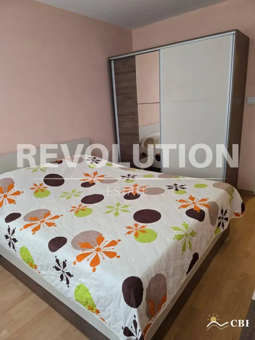 Apartment, 2-room, 65 m², in Varna. Photo 5 of 12. Varna, Black Sea, Bulgaria. Cheap Beach Holiday.