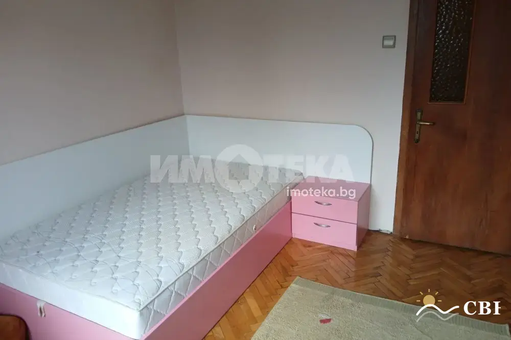 Apartment, 1-room, 106 m², in Varna. Photo 5 of 9. Varna, Black Sea, Bulgaria. Cheap Beach Holiday.