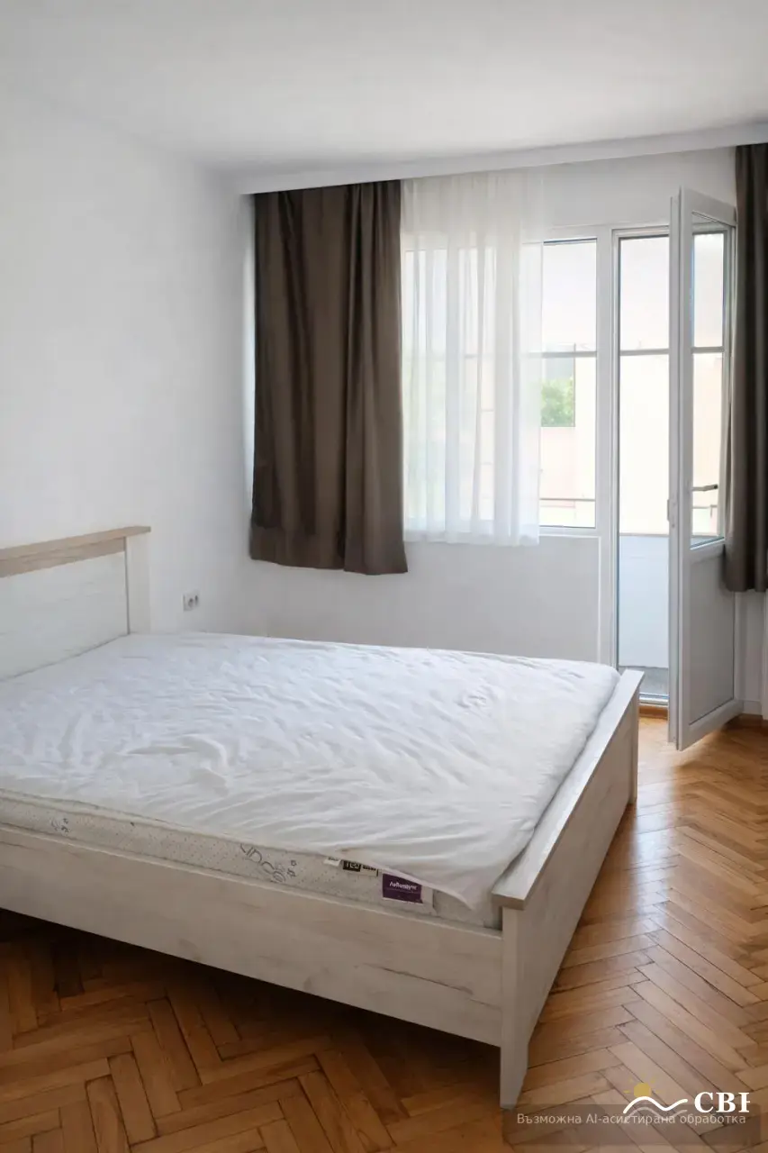 Apartment, 3-room, 70 m², in Varna. Photo 4 of 6. Varna, Black Sea, Bulgaria. Cheap Beach Holiday.