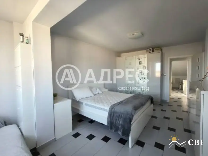 Apartment, 3-room, 144 m², in Varna. Photo 3 of 15. Varna, Black Sea, Bulgaria. Cheap Beach Holiday.