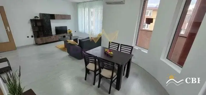 Apartment, 3-room, 100 m², in Varna. Photo 3 of 12. Varna, Black Sea, Bulgaria. Cheap Beach Holiday.