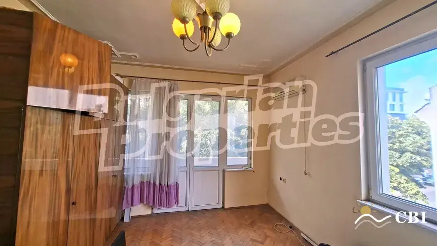 Apartment, 4-room, 100 m², in Varna. Photo 5 of 16. Varna, Black Sea, Bulgaria. Cheap Beach Holiday.