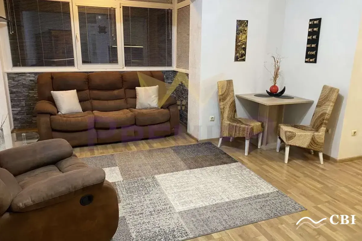 Apartment, 3-room, 90 m², in Varna. Photo 9 of 16. Varna, Black Sea, Bulgaria. Cheap Beach Holiday.