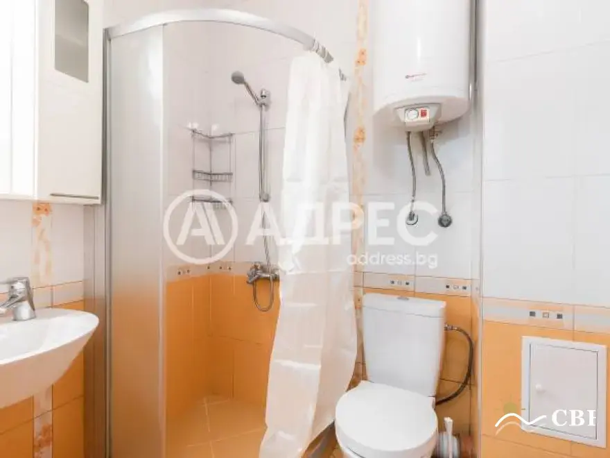 Apartment, 2-room, 64 m², in Varna. Photo 7 of 10. Varna, Black Sea, Bulgaria. Cheap Beach Holiday.
