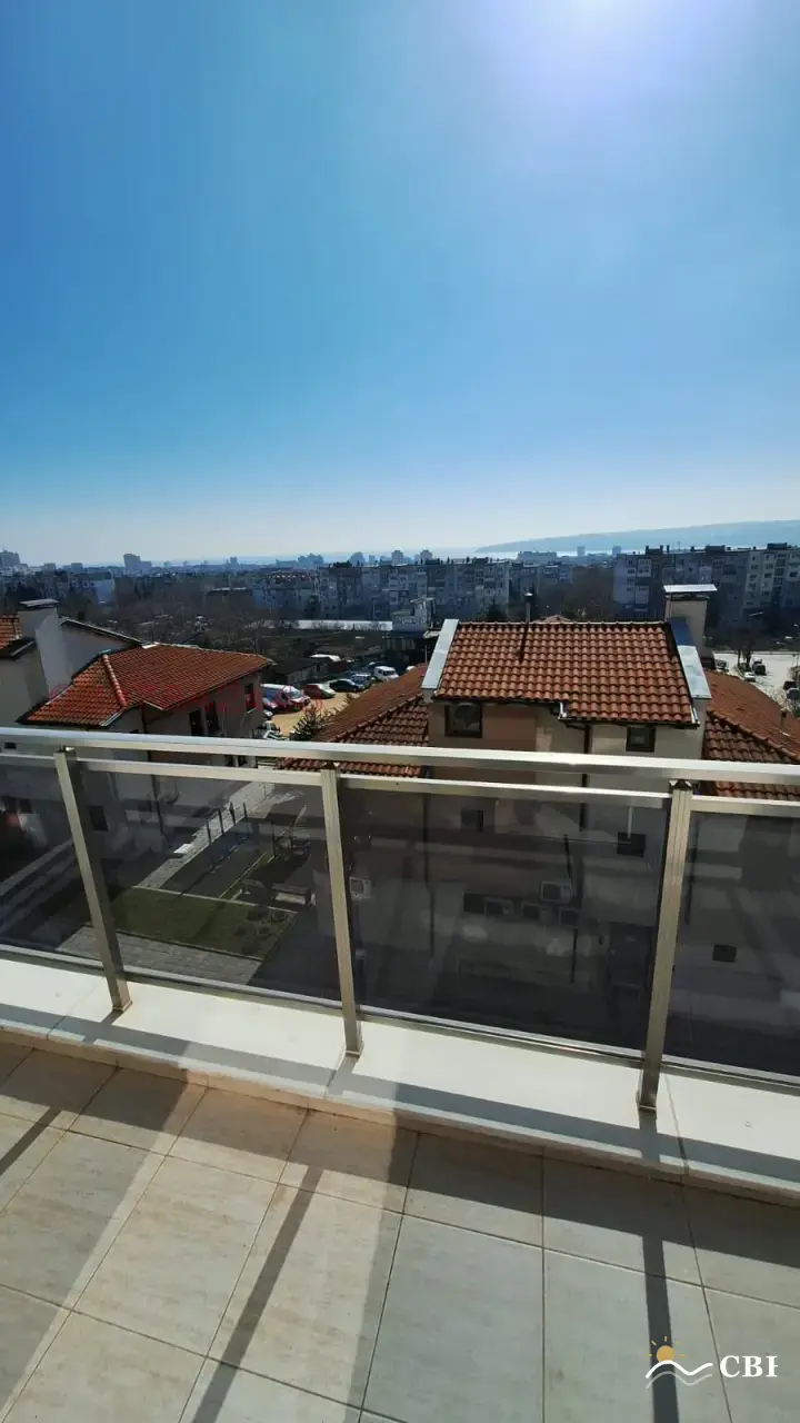 Apartment, 1-room, 65 m², in Varna. Photo 1 of 7. Varna, Black Sea, Bulgaria. Cheap Beach Holiday.