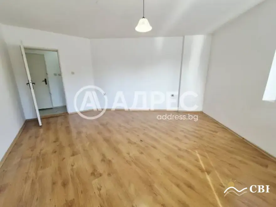 Apartment, 2-room, 45 m², in Varna. Photo 2 of 7. Varna, Black Sea, Bulgaria. Cheap Beach Holiday.