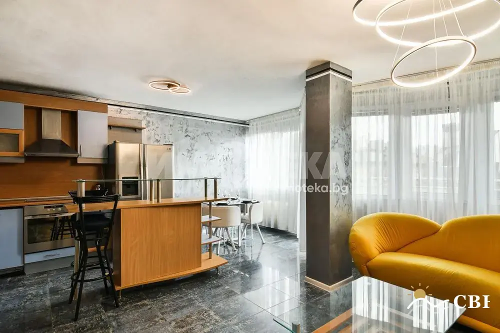 Apartment, 1-room, 250 m², in Varna. Photo 2 of 16. Varna, Black Sea, Bulgaria. Cheap Beach Holiday.