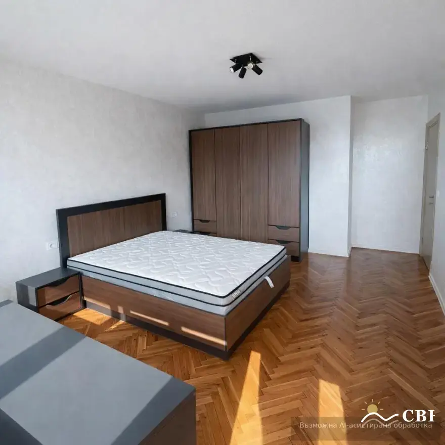 Apartment, 3-room, 70 m², in Varna. Photo 4 of 6. Varna, Black Sea, Bulgaria. Cheap Beach Holiday.