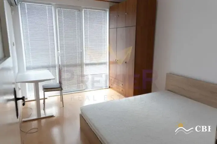 Apartment, 3-room, 90 m², in Varna. Photo 8 of 11. Varna, Black Sea, Bulgaria. Cheap Beach Holiday.