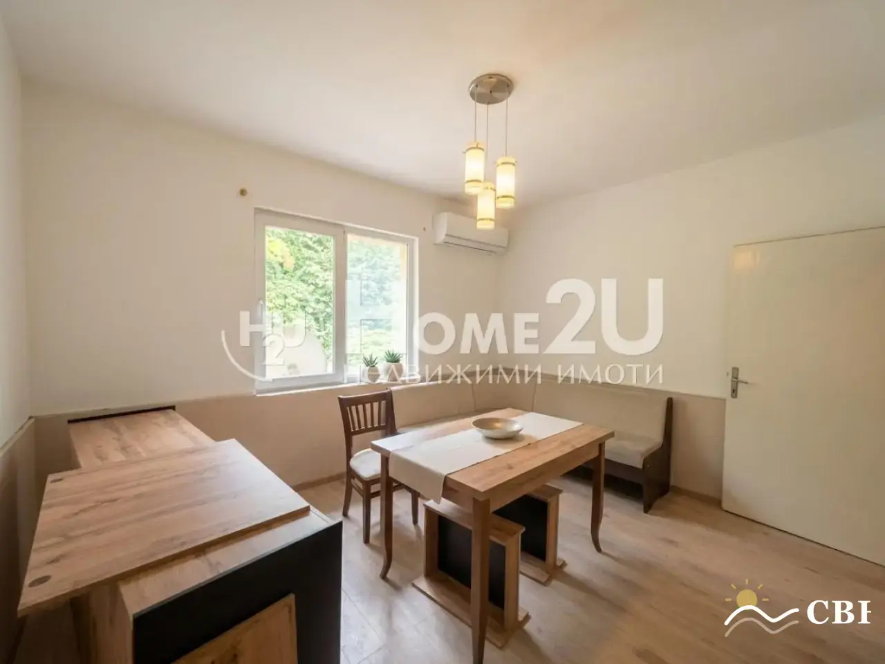 Apartment, 3-room, 82 m², in Varna. Photo 2 of 5. Varna, Black Sea, Bulgaria. Cheap Beach Holiday.