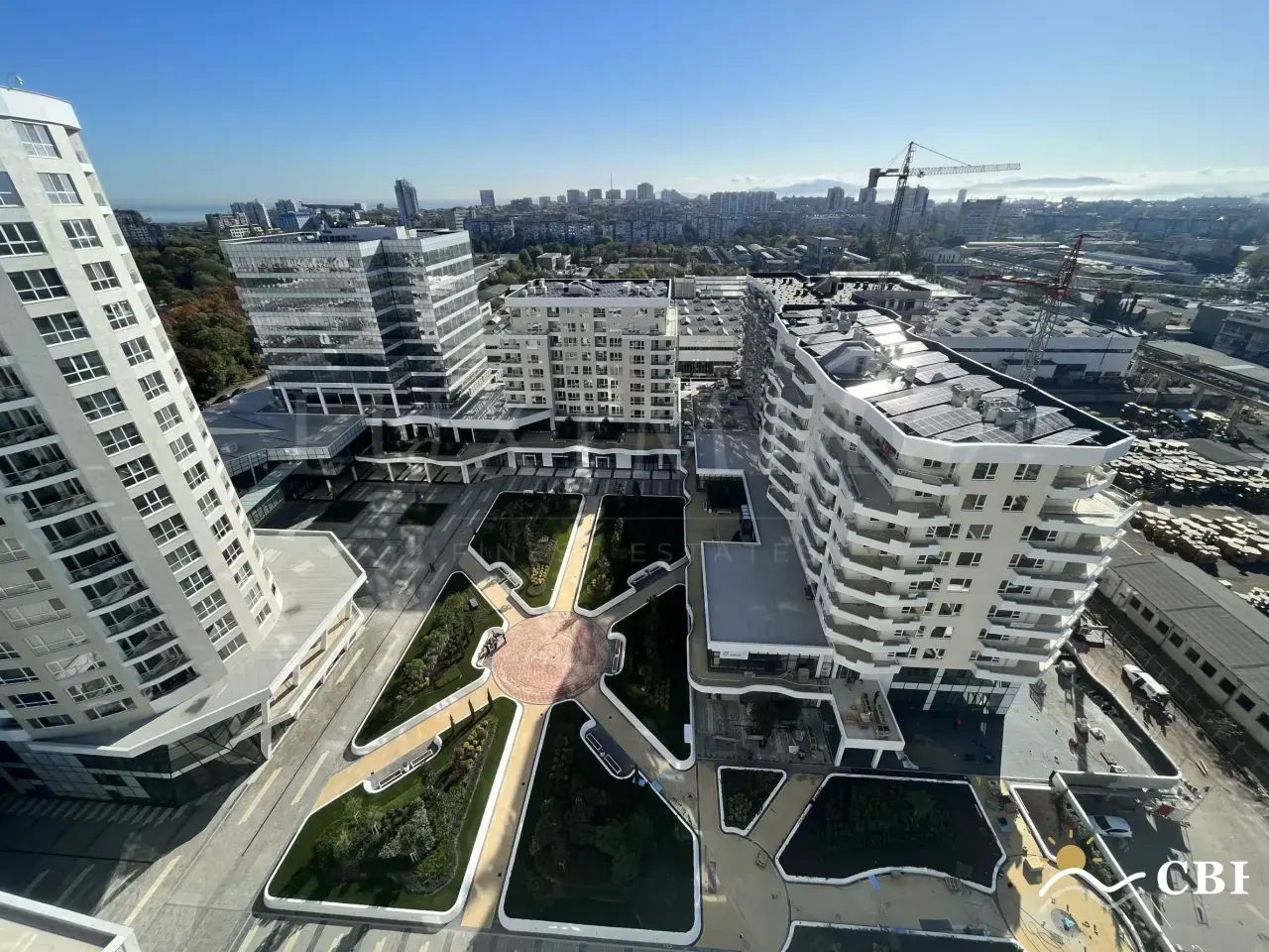 Apartment, 3-room, 132 m², in Burgas. Photo 1 of 16. Burgas, Black Sea, Bulgaria. Cheap Beach Holiday.
