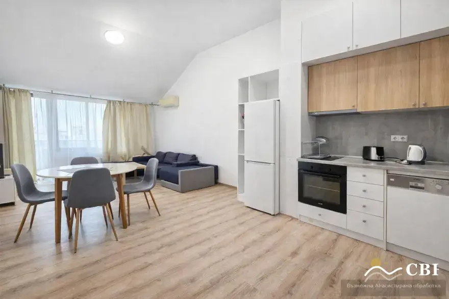 Apartment, 3-room, 120 m², in Varna. Photo 3 of 8. Varna, Black Sea, Bulgaria. Cheap Beach Holiday.