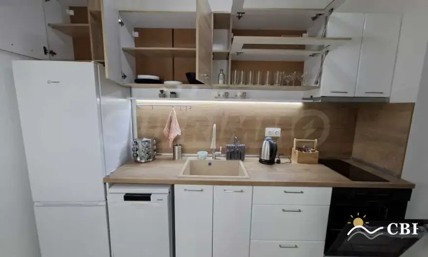 Apartment, 3-room, 100 m², in Varna. Photo 8 of 16. Varna, Black Sea, Bulgaria. Cheap Beach Holiday.