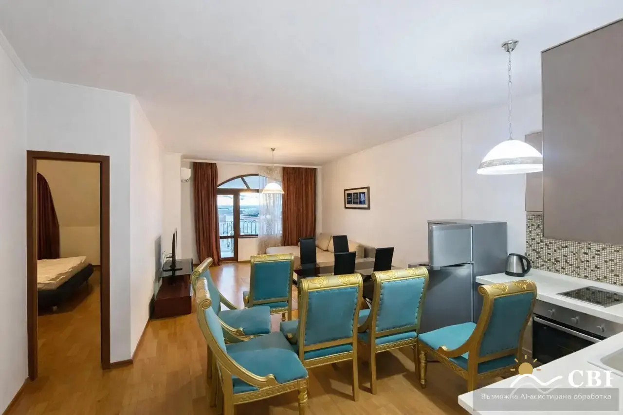 Apartment, 3-room, 130 m², in Varna. Photo 3 of 8. Varna, Black Sea, Bulgaria. Cheap Beach Holiday.