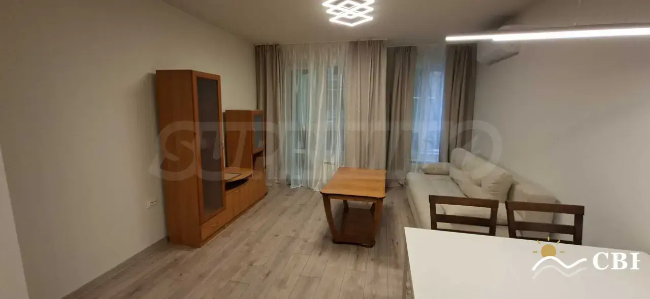 Apartment, 3-room, 90 m², in Varna. Photo 2 of 12. Varna, Black Sea, Bulgaria. Cheap Beach Holiday.