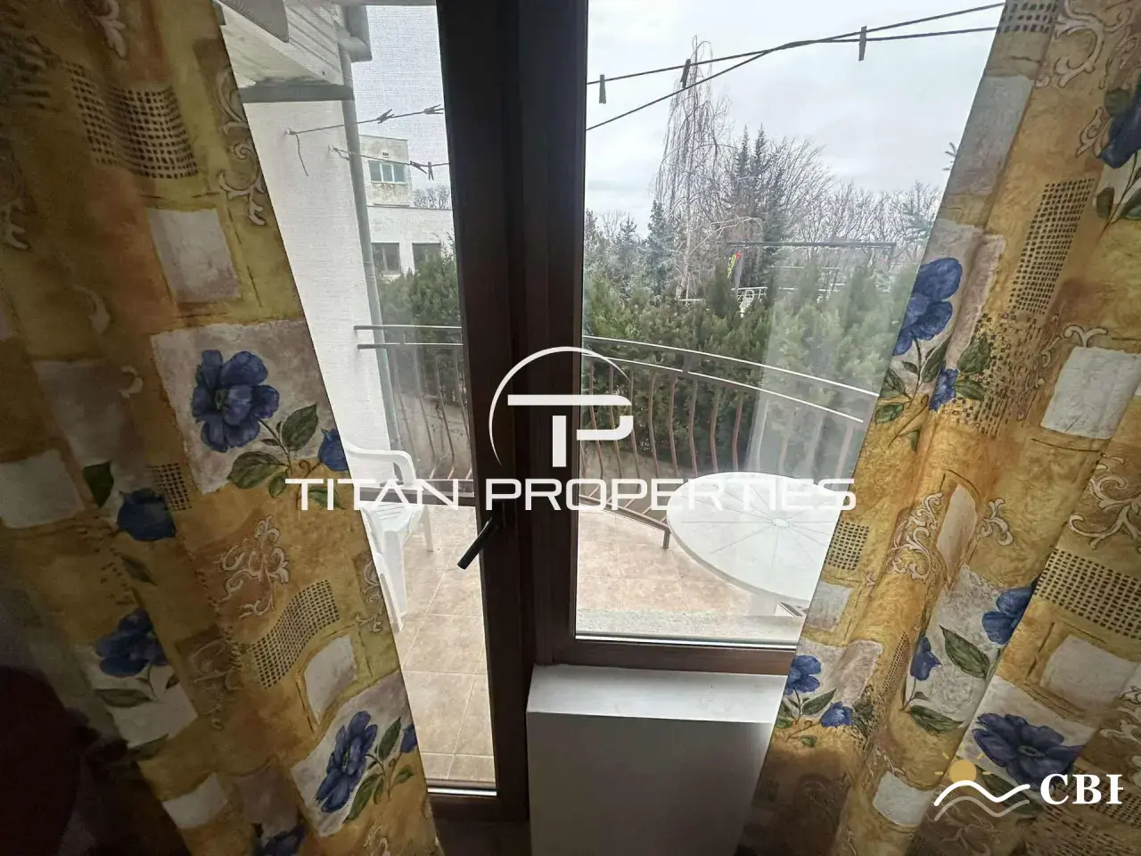 Apartment, 1-room, 35 m², in St. St. Konstantin and Elena. Photo 4 of 5. St. St. Konstantin and Elena, Black Sea, Bulgaria. Cheap Beach Holiday.