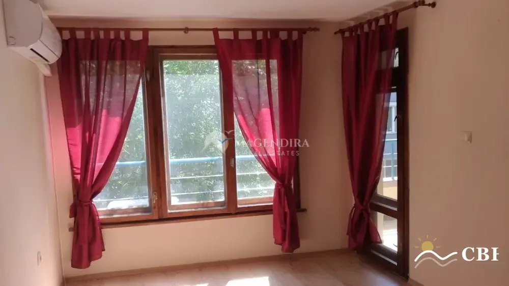 Apartment, 2-room, 40 m², in Burgas. Photo 8 of 13. Burgas, Black Sea, Bulgaria. Cheap Beach Holiday.