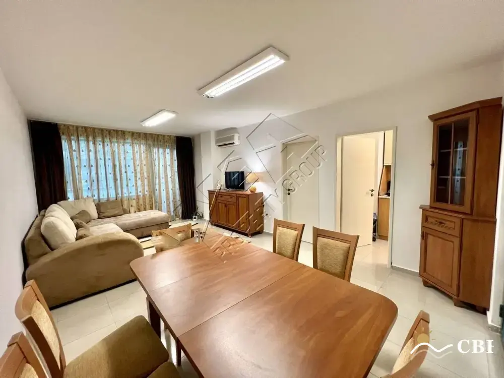 Apartment, 4-room, 77 m², in Burgas. Photo 4 of 13. Burgas, Black Sea, Bulgaria. Cheap Beach Holiday.