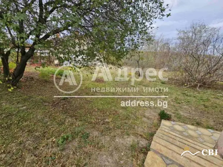 House, 1-room, 300 m², in Varna. Photo 5 of 16. Varna, Black Sea, Bulgaria. Cheap Beach Holiday.