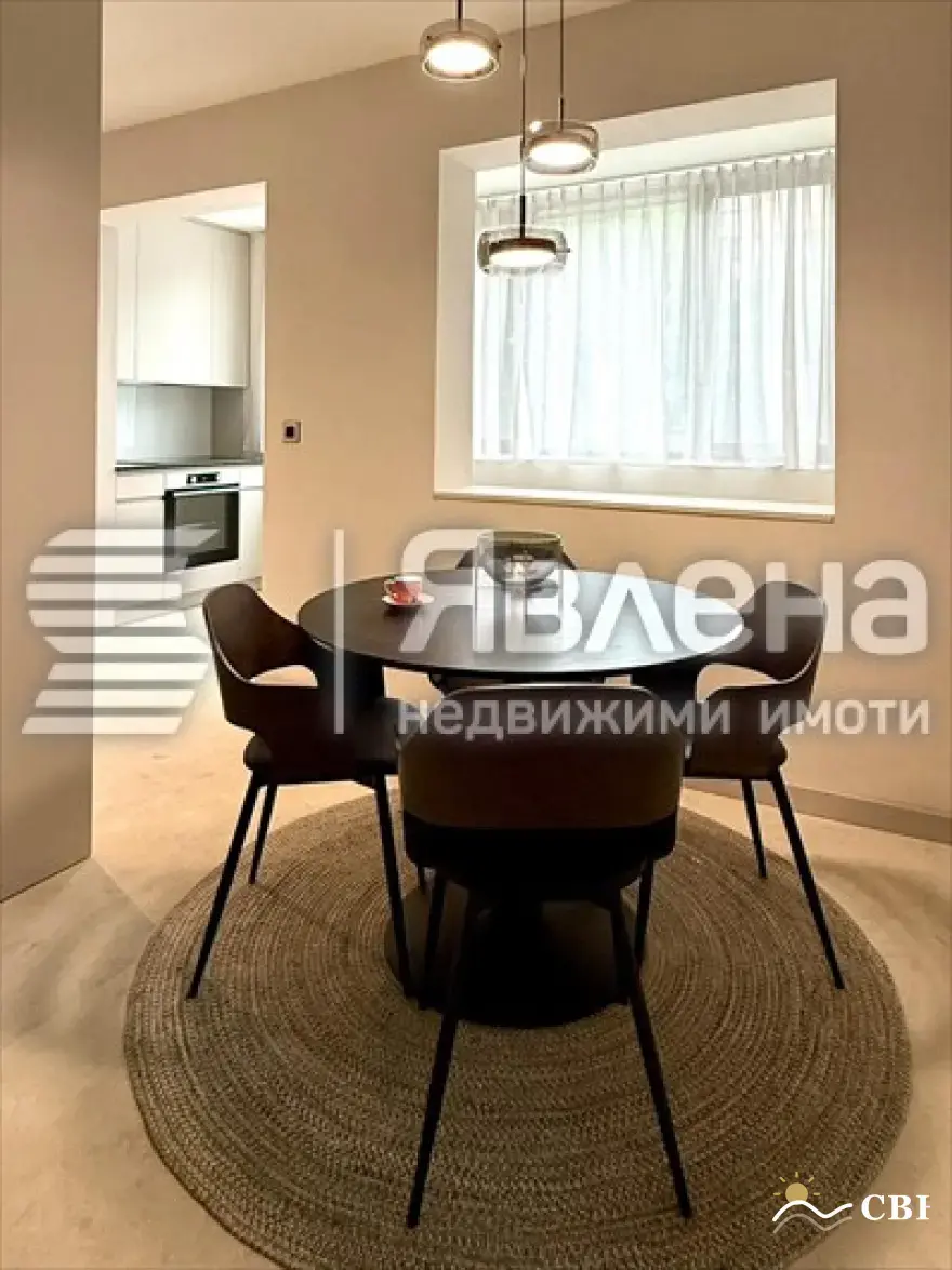 Apartment, 3-room, 95 m², in Varna. Photo 1 of 10. Varna, Black Sea, Bulgaria. Cheap Beach Holiday.
