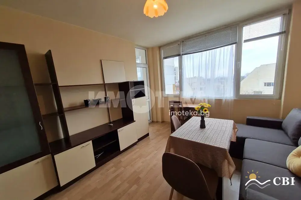Apartment, 2-room, 50 m², in Varna. Photo 8 of 10. Varna, Black Sea, Bulgaria. Cheap Beach Holiday.