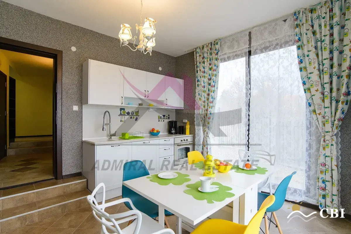 House, 1-room, 150 m², in Varna. Photo 1 of 16. Varna, Black Sea, Bulgaria. Cheap Beach Holiday.