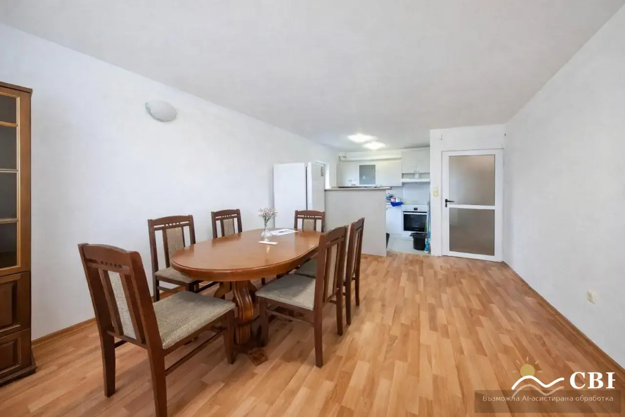 Apartment, 3-room, 98 m², in Varna. Photo 3 of 13. Varna, Black Sea, Bulgaria. Cheap Beach Holiday.
