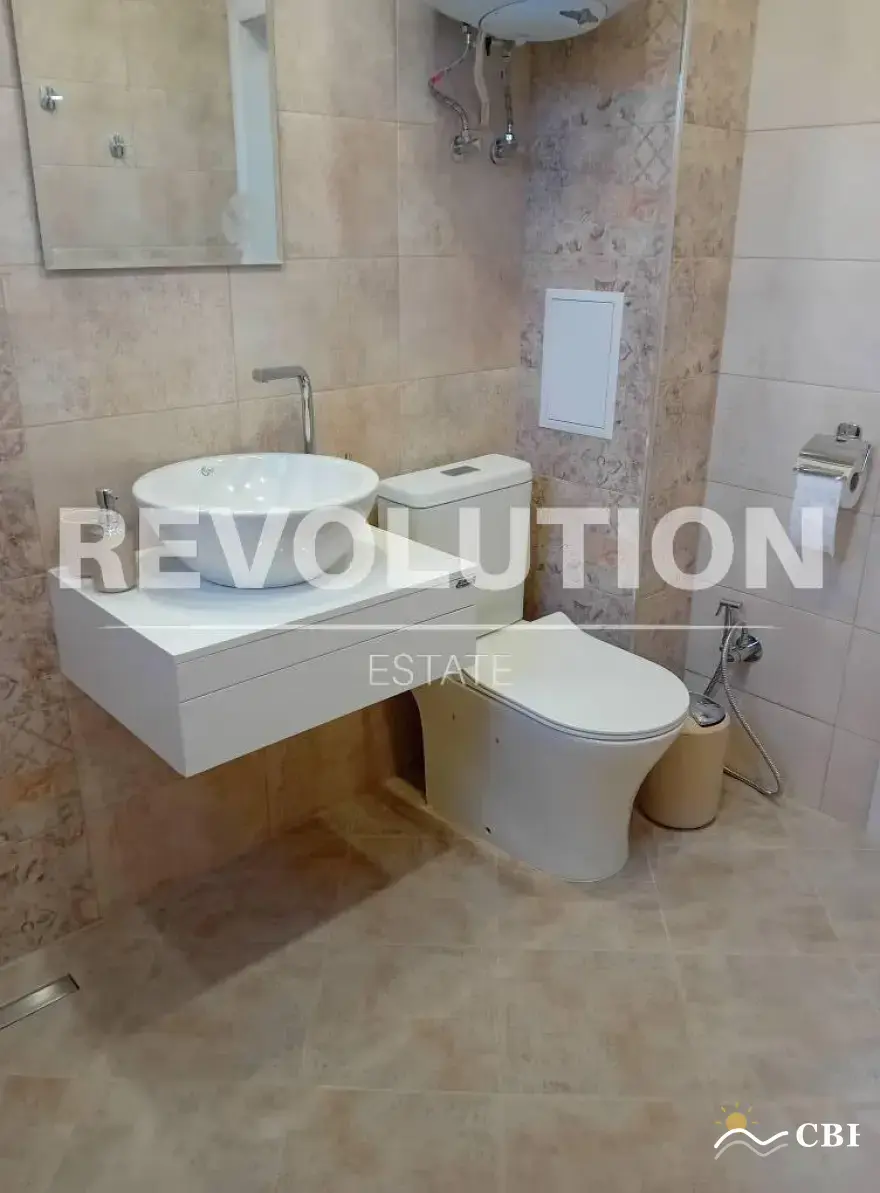 Apartment, 3-room, 88 m², in Varna. Photo 6 of 7. Varna, Black Sea, Bulgaria. Cheap Beach Holiday.