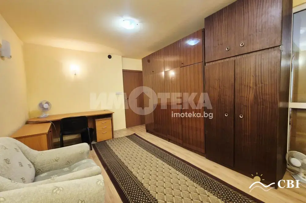 Apartment, 2-room, 60 m², in Varna. Photo 8 of 10. Varna, Black Sea, Bulgaria. Cheap Beach Holiday.