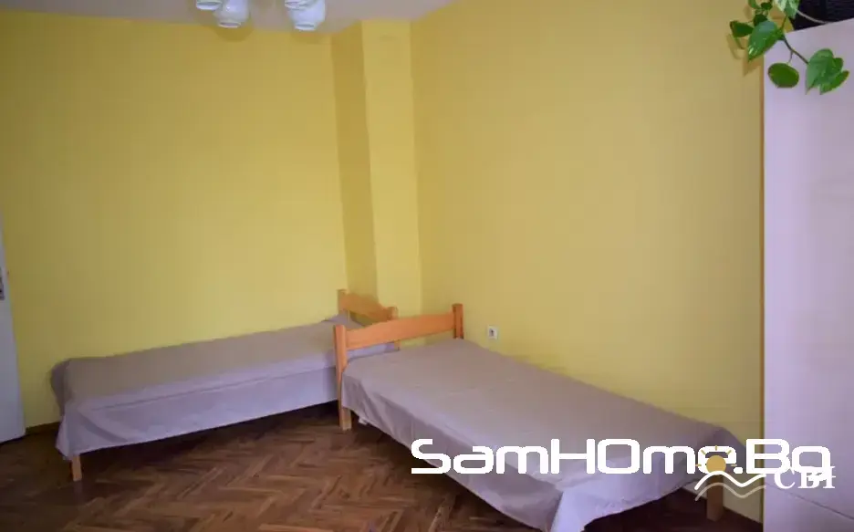 Apartment, 3-room, 100 m², in Varna. Photo 6 of 8. Varna, Black Sea, Bulgaria. Cheap Beach Holiday.