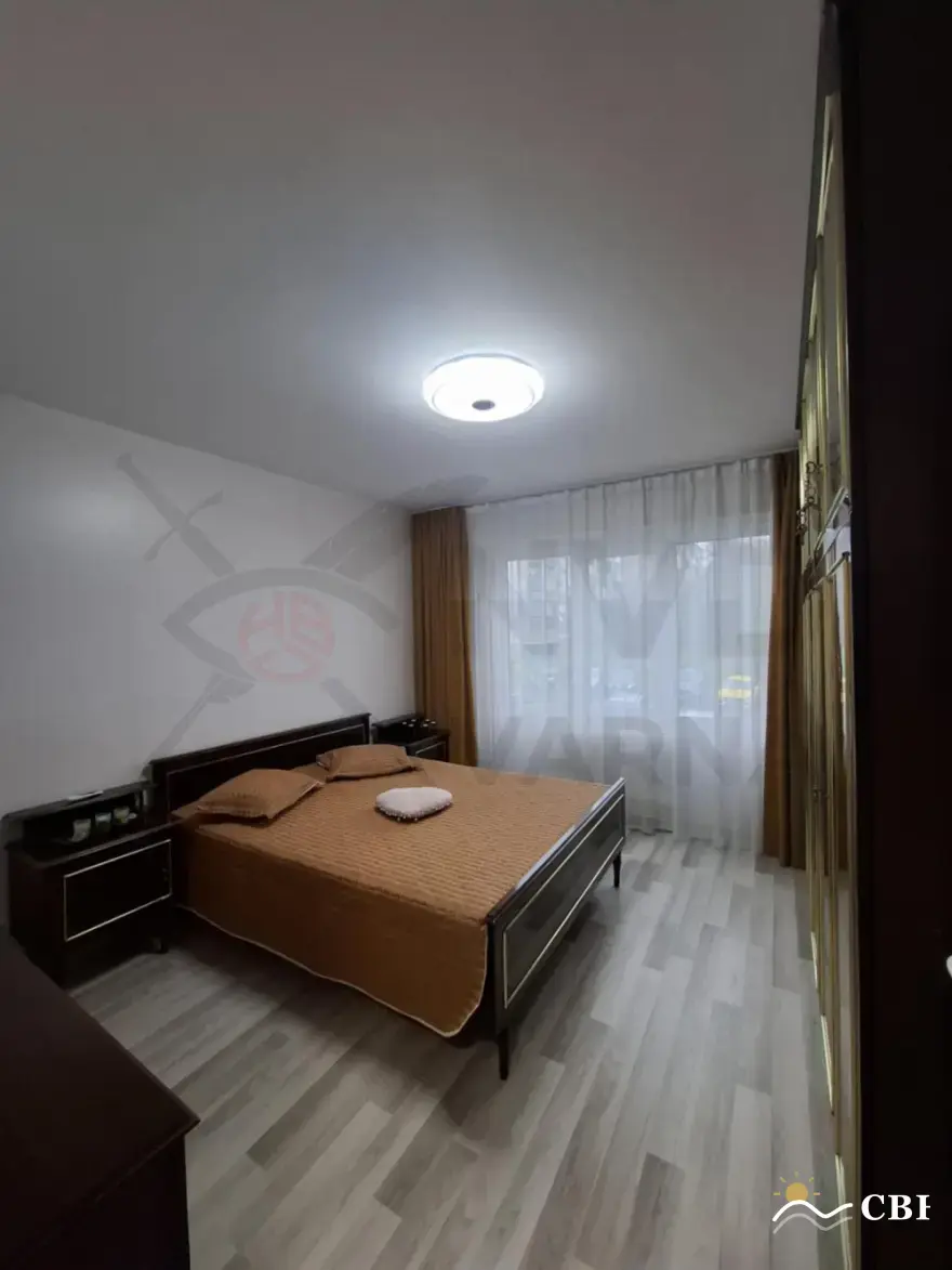 Apartment, 3-room, 160 m², in Varna. Photo 4 of 7. Varna, Black Sea, Bulgaria. Cheap Beach Holiday.