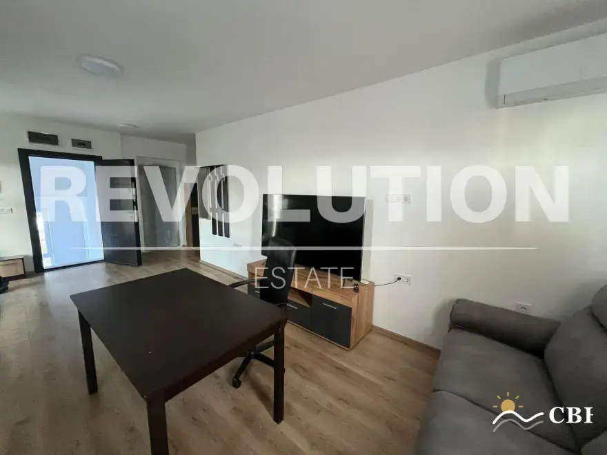 Apartment, 3-room, 80 m², in Varna. Photo 2 of 7. Varna, Black Sea, Bulgaria. Cheap Beach Holiday.