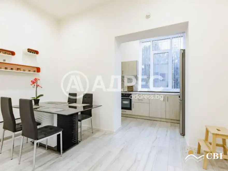 Apartment, 3-room, 90 m², in Varna. Photo 7 of 16. Varna, Black Sea, Bulgaria. Cheap Beach Holiday.