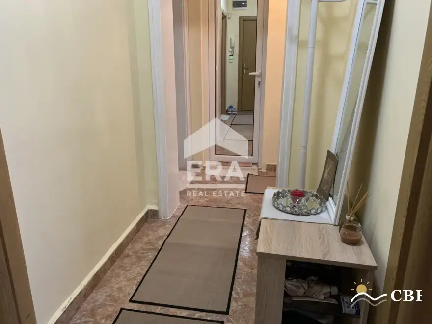 Apartment, 4-room, 80 m², in Burgas. Photo 8 of 10. Burgas, Black Sea, Bulgaria. Cheap Beach Holiday.