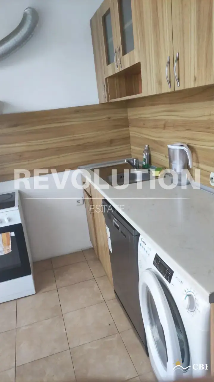 Apartment, 4-room, 88 m², in Varna. Photo 3 of 10. Varna, Black Sea, Bulgaria. Cheap Beach Holiday.