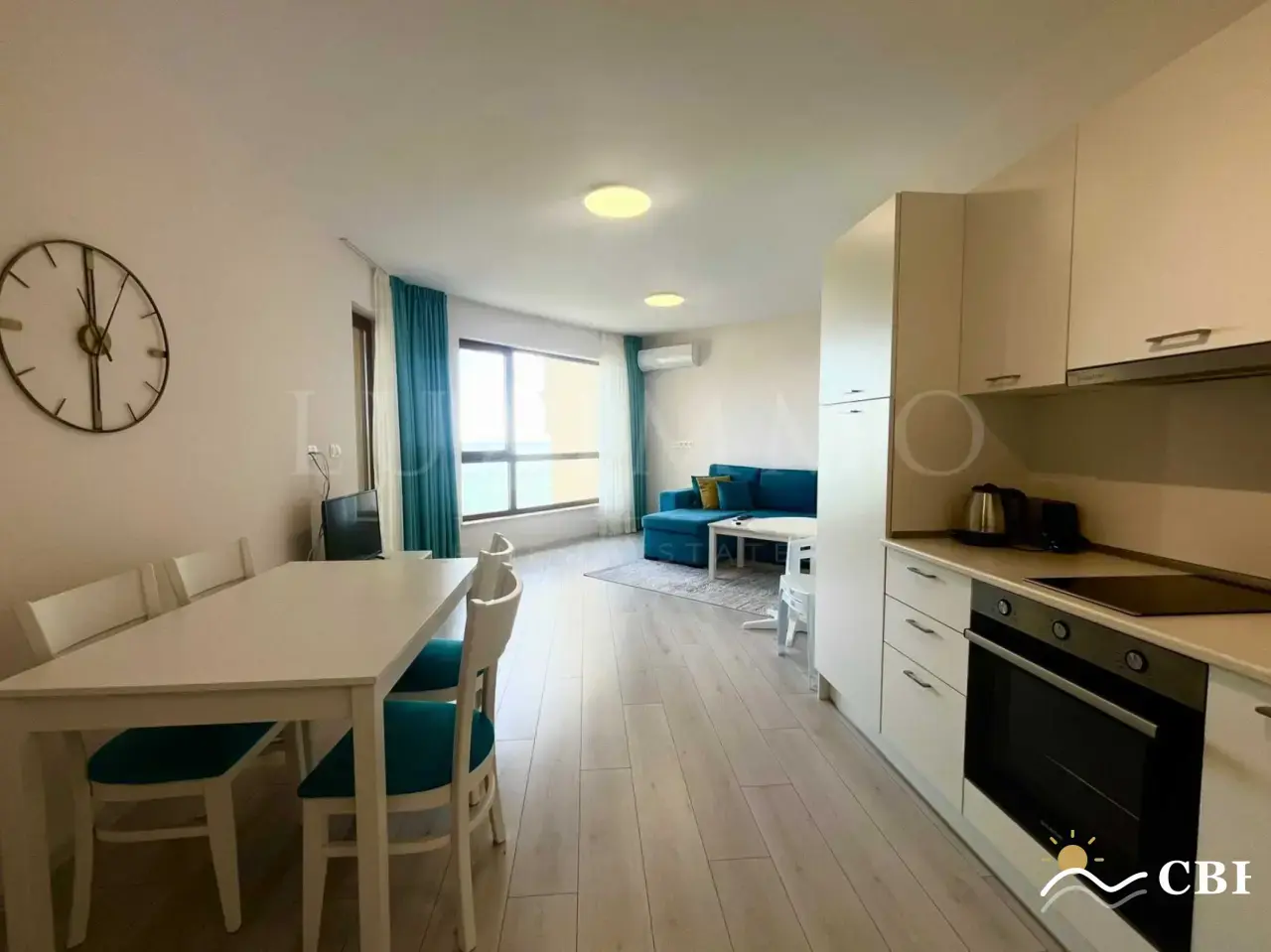 Apartment, 3-room, 87 m², in Varna. Photo 4 of 12. Varna, Black Sea, Bulgaria. Cheap Beach Holiday.
