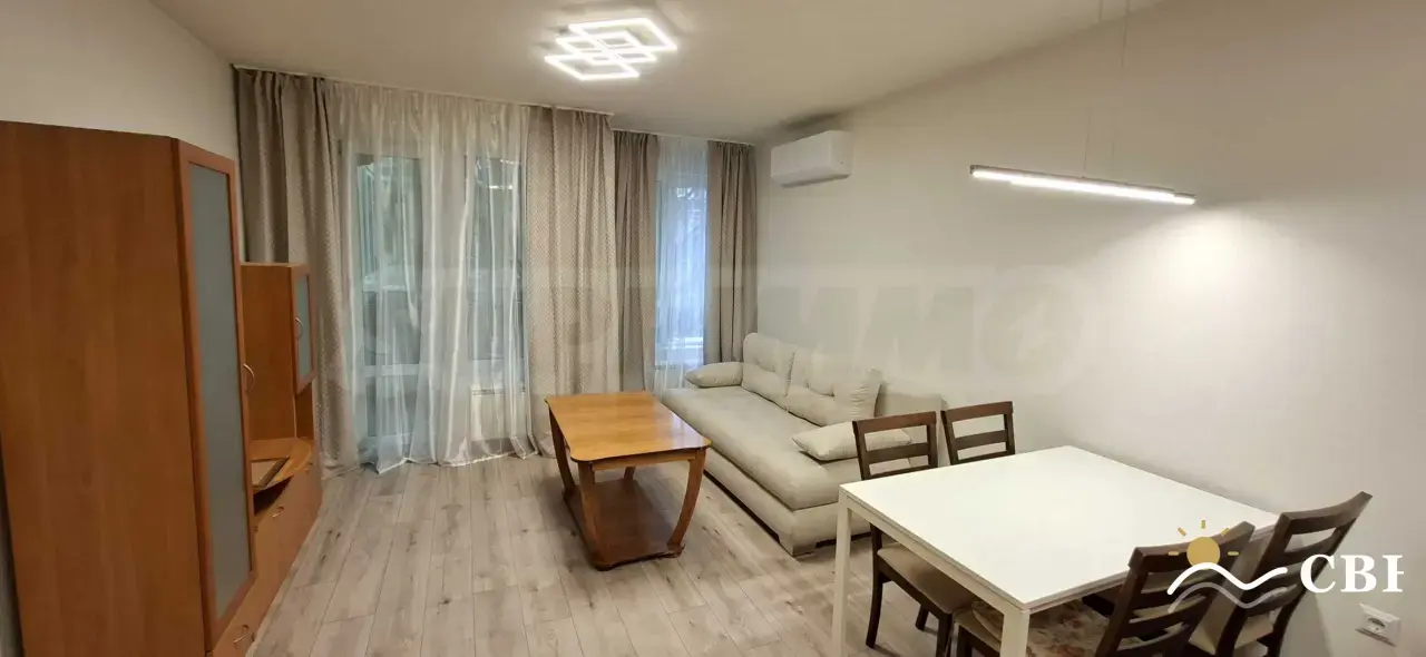 Apartment, 3-room, 90 m², in Varna. Photo 1 of 12. Varna, Black Sea, Bulgaria. Cheap Beach Holiday.
