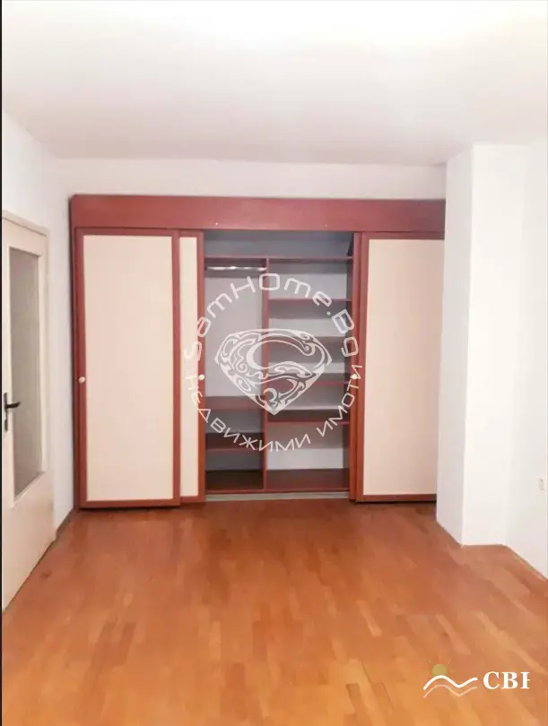 Apartment, 5-room, 112 m², in Varna. Photo 8 of 11. Varna, Black Sea, Bulgaria. Cheap Beach Holiday.