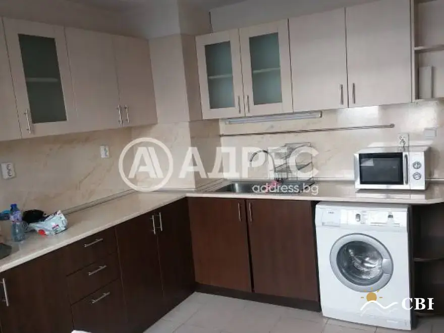 Apartment, 3-room, 96 m², in Burgas. Photo 7 of 11. Burgas, Black Sea, Bulgaria. Cheap Beach Holiday.