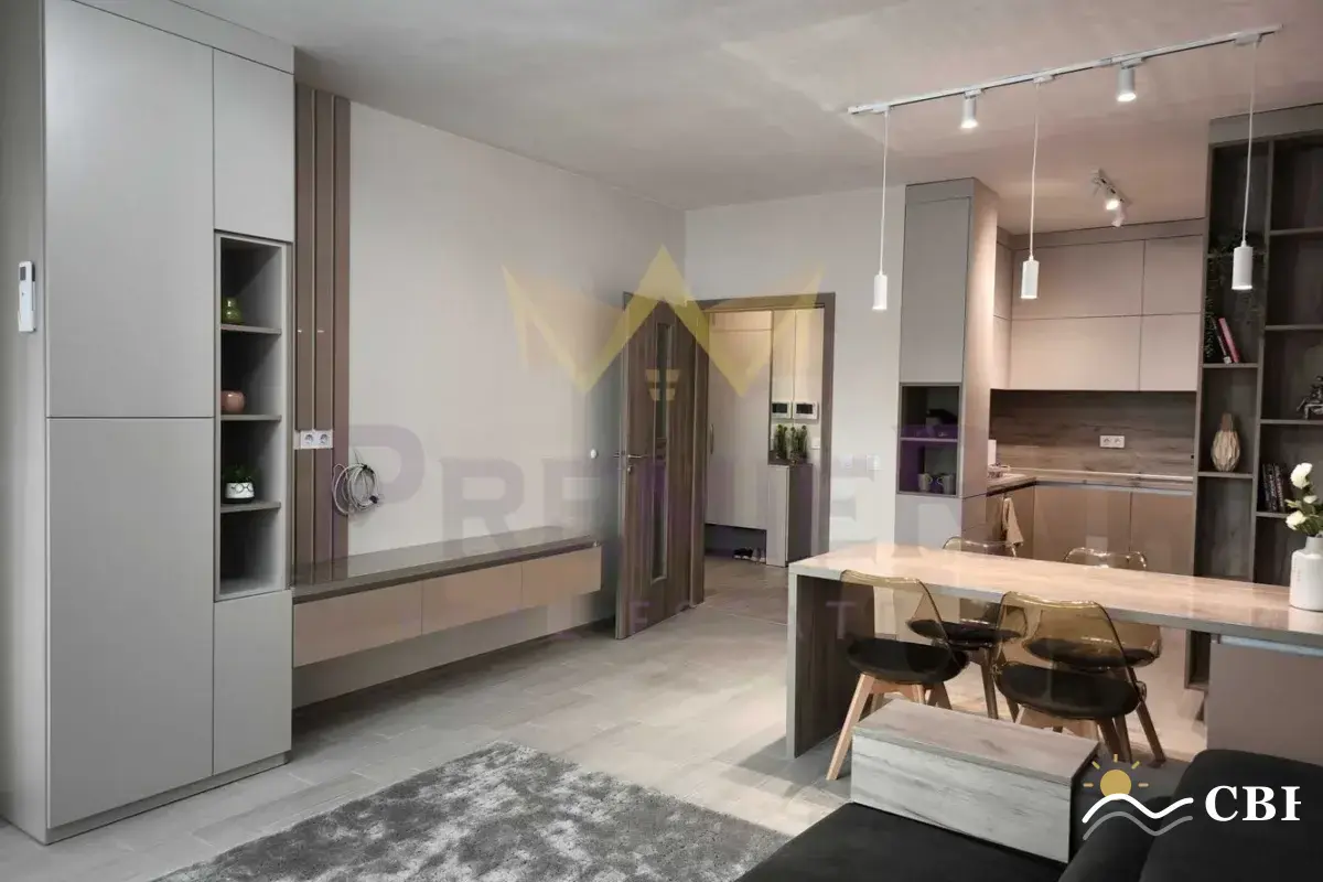 Apartment, 2-room, 67 m², in Varna. Photo 2 of 11. Varna, Black Sea, Bulgaria. Cheap Beach Holiday.