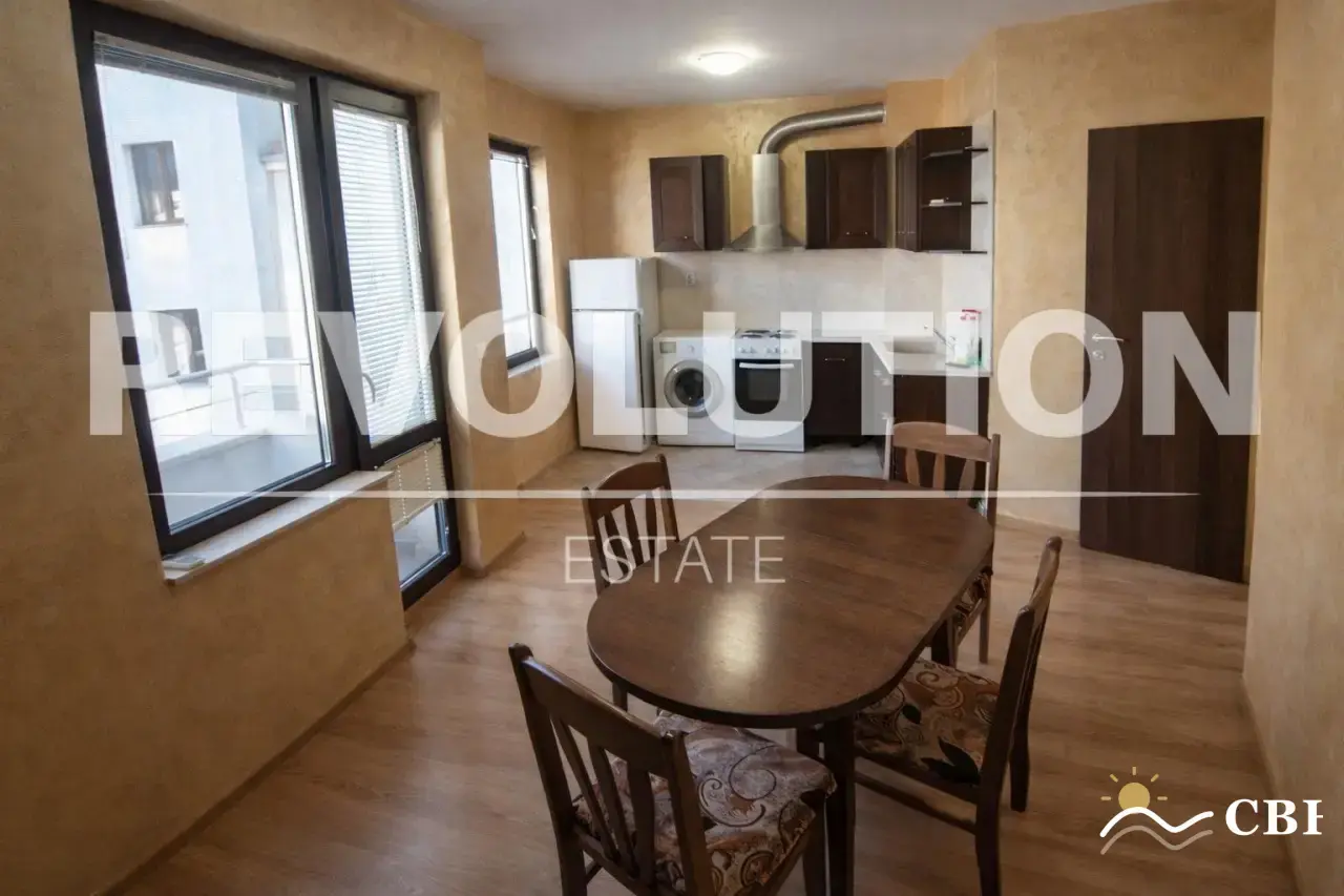 Apartment, 3-room, 70 m², in Varna. Photo 4 of 9. Varna, Black Sea, Bulgaria. Cheap Beach Holiday.
